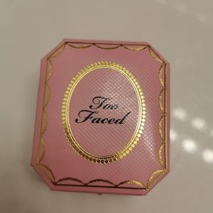 Too Faced Diamond Highlighter